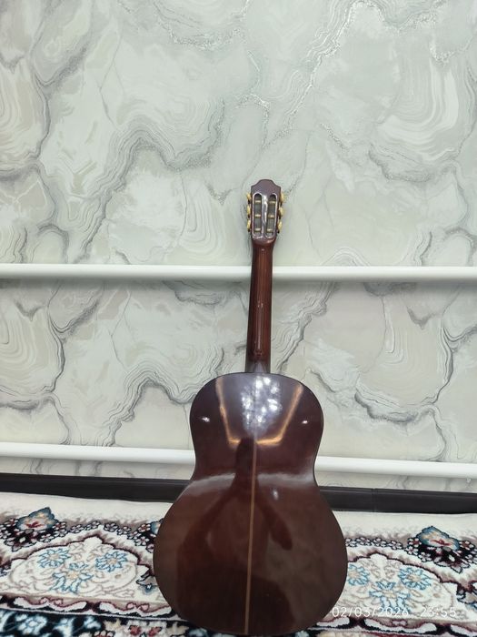 Akostika gitara sotlad