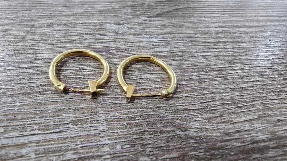 Златни обеци 18 карата 1.4 грама