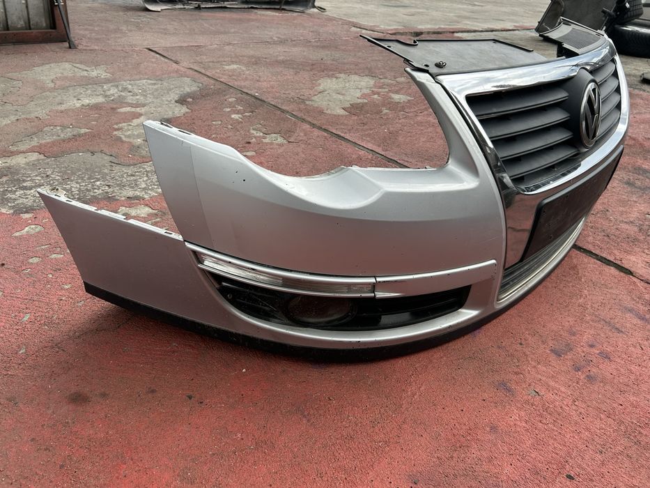 Bara fata vw passat b6 cod culoare LA7W