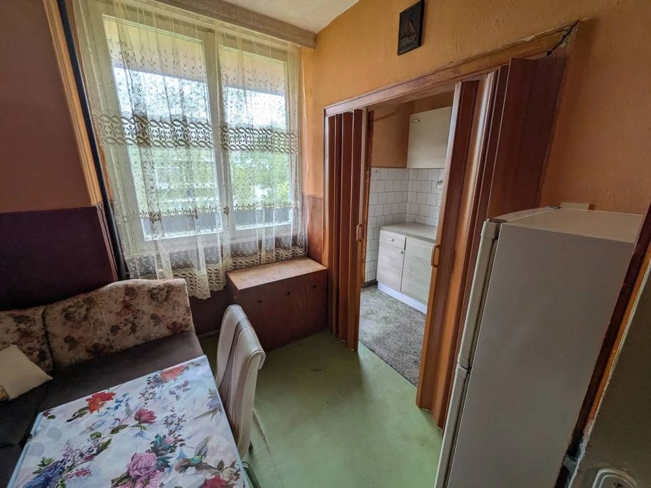 Масивен апартамент 88 кв.м с 3 спални и 2 тераси – кв. Васил Левски, Казанлък