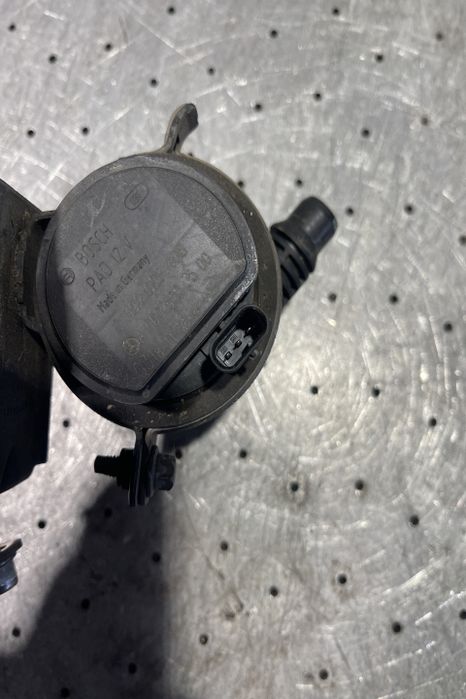 Pompa recirculare apa A 000 500 35 00 Mercedes-Benz GLE prima generat