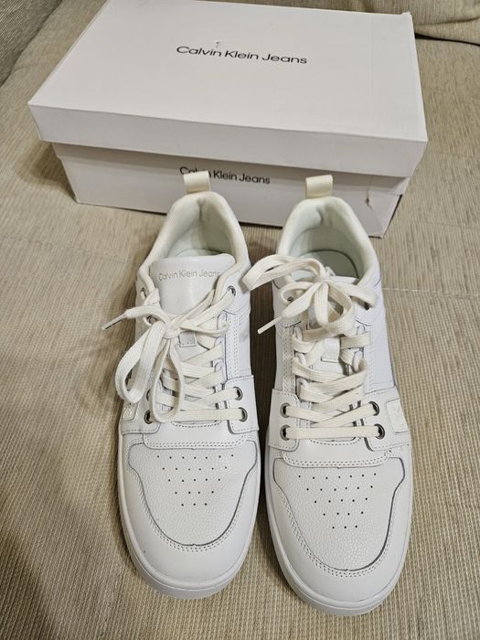 Обувки calvin klein