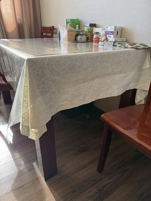 Продам стол со стульями