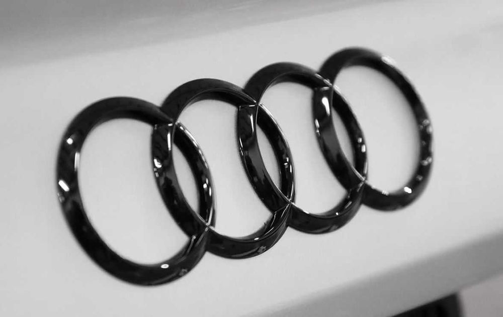 Черна емблема Audi ауди за заден капак