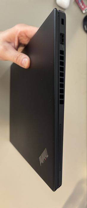 Lenovo Thinkpad X13 Gen 1 Ryzen 5 Pro 4650U 16GB RAM 256GB SSD M.2 NVME