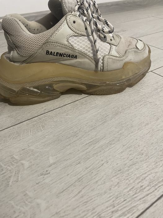 Vand Balenciaga triple s marime 42