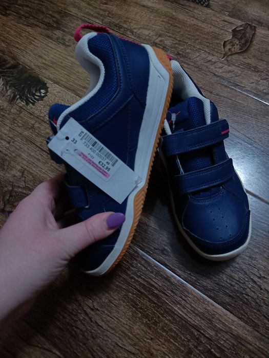 Vând Încălțăminte