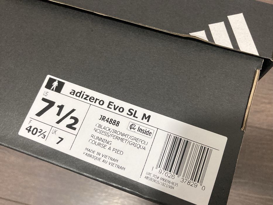 Кроссовки Adidas Evo SL