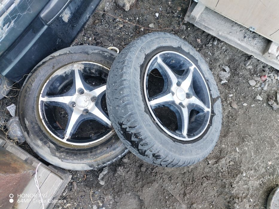 Продам пару титанок на 14 4/98