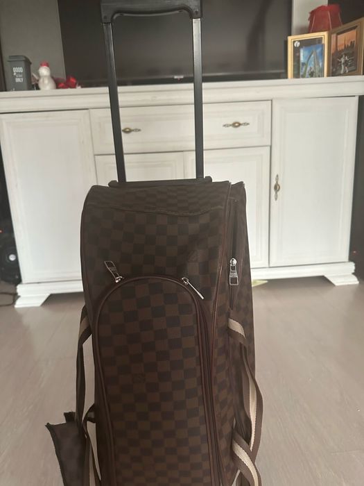 Troler geanta Louis Vuitton valiza