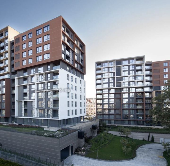 Продава се Тристаен апартамент в Варна, Чайка - 119 кв.м за 2992 €/кв.м - Снимка #9