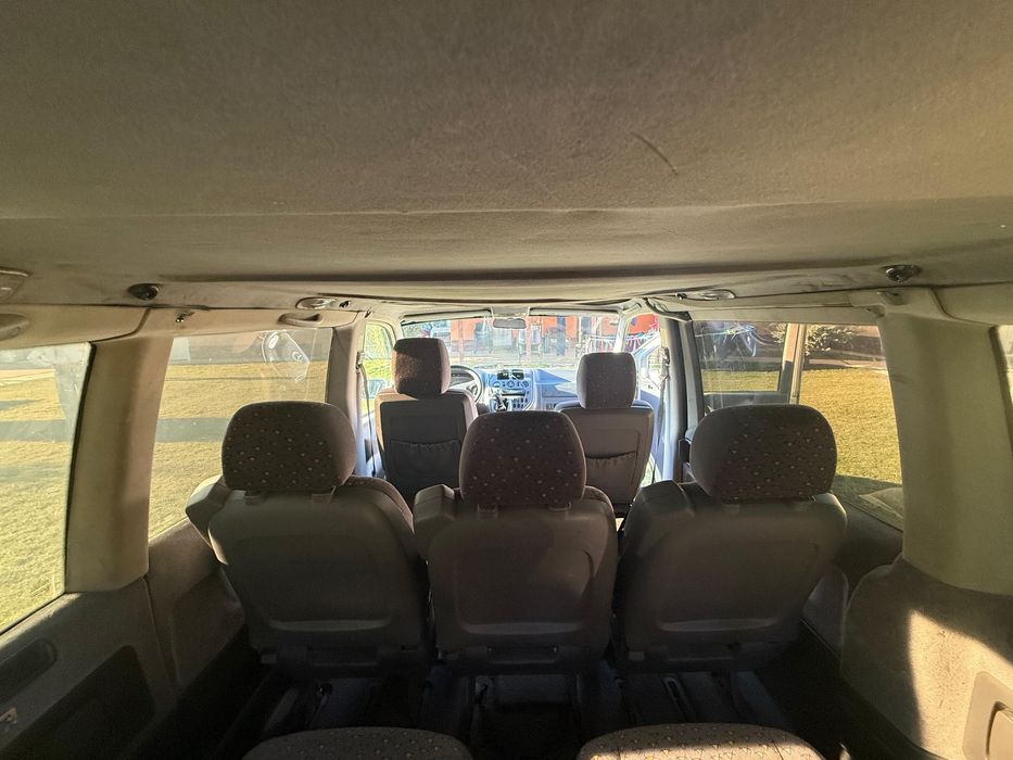 Mercedes Vito 2.2 CDI • 7 Locuri • AC • Sirocou • Cârlig • Bluetooth