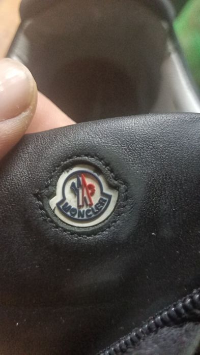 Продам кеды Moncler оригинал. 39 размер