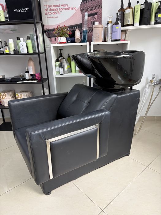 Scafa coafor neagra
