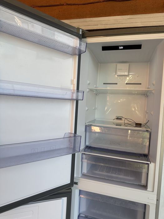 De vanzarefrigider beko