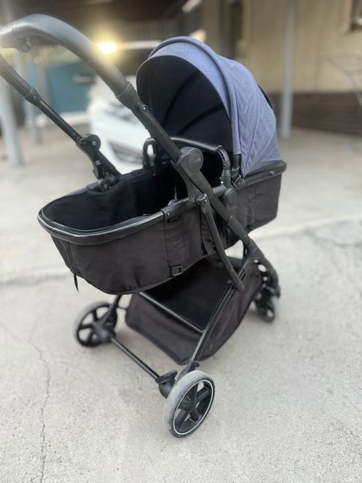 Коляска детская прогулочная