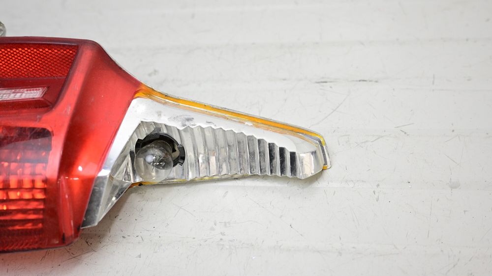 Stop Frana Lumina Semnalizari Spate BMW R1200RT 2005 - 2009 K26