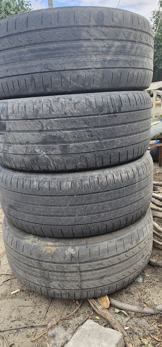 Продам диски в месте с резиной