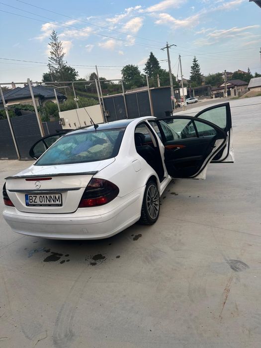 Mercedes W211 2.2 CDI Automat