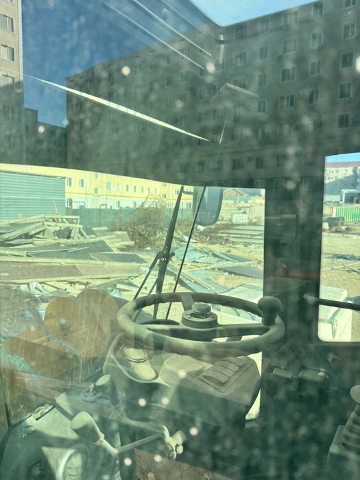 Продам фронтальный погрузчик ZL30