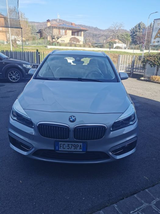 BMW seria 225xe Plug-in hibrid