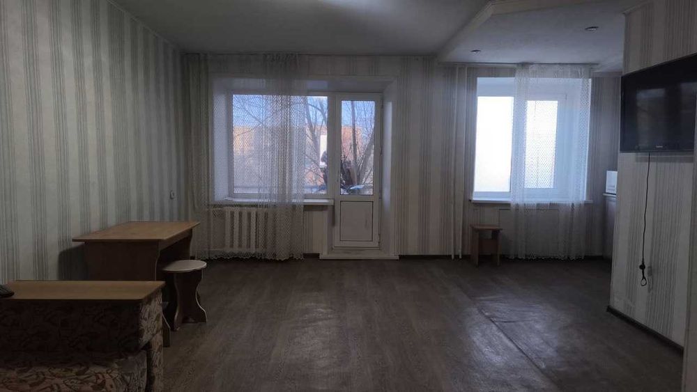 Продам 2-комн. на 3 этаже (Кубеева 21)