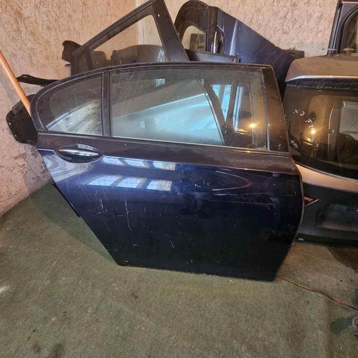 Лява и дясна врата задни за Bmw F01 F02 седан
Вратите са в перфектно с
