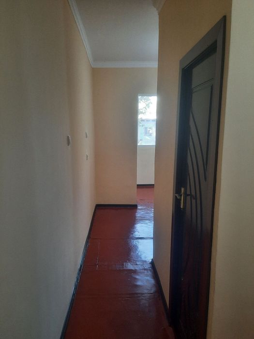 Сотилади: Чирчик шахар, Тройцкий центри Феруза-4 уй, 1 хоналик, 4-этаж