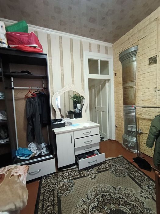 Продаёца квартира Чирчик Навой Ширин кафе