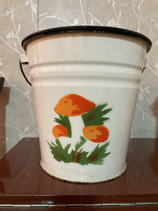 Продам посуду в хорошем состоянии.