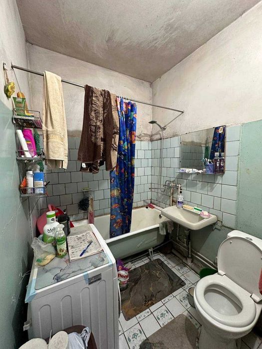 Срочно продается 5 комнатная квартира в Тузель-1 Яшнабадский район