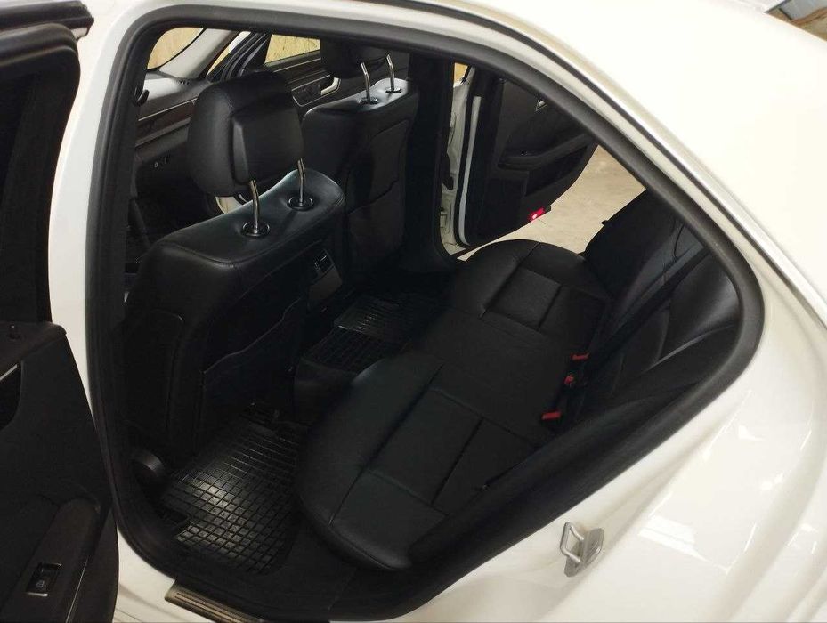 Mercedes-Benz E300, 2012 год