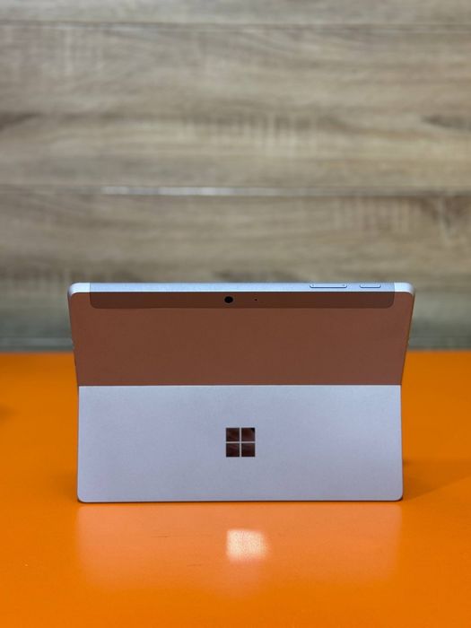 Продается Microsoft Surface Go3