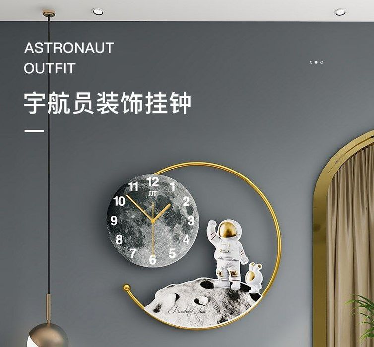часы с астронавтом, дизайнерские