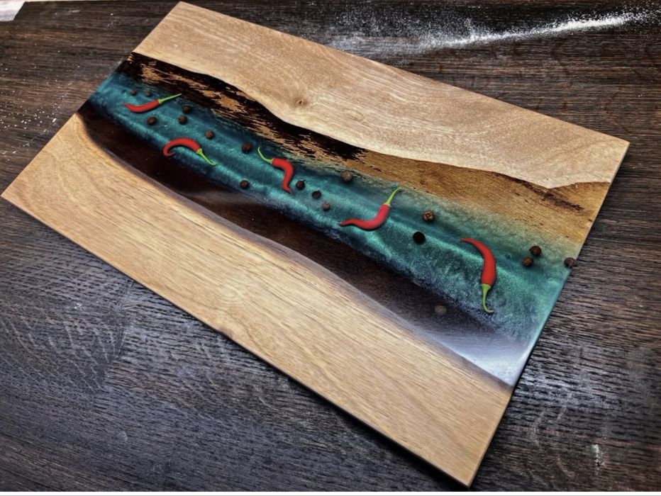 Уникални дъски за рязане и сервиране на мезета от орех и дъб