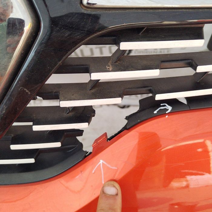 Bara fata Renault Twingo Facelift an 2019-2020-2021-2022-2023