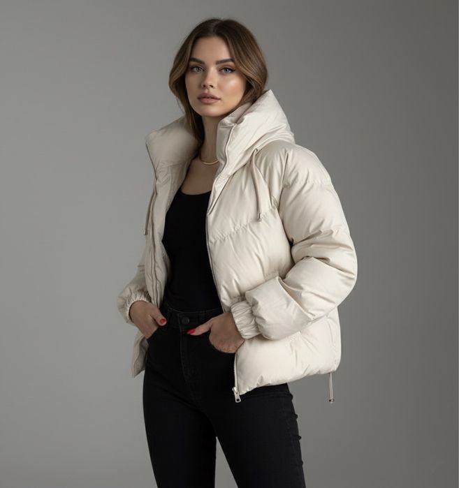 Дамско бежово зимно яке