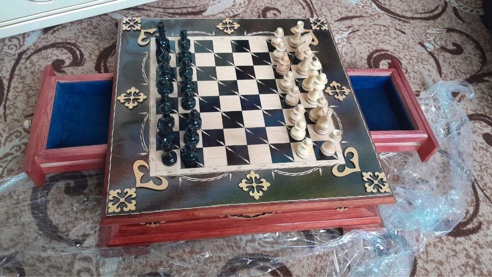 Шахматный ларец доска