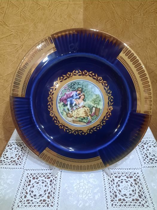 Фарфоровое винтажное блюдо в стиле "Рококо". Италия. Кобальт, галантна