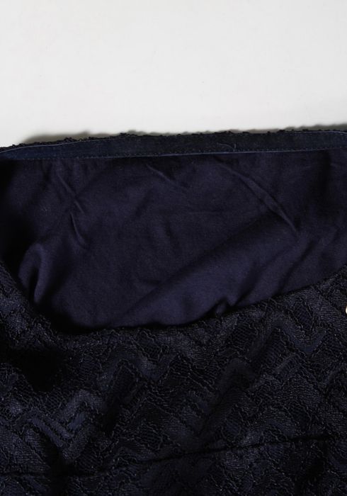 Дамски дантелен топ с подплата – тъмно син (р-р S)