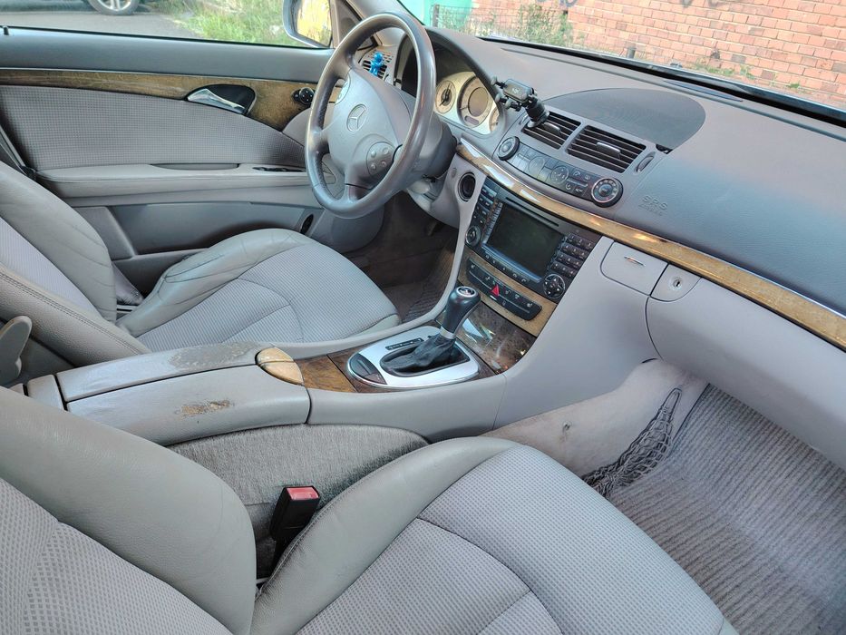 MERCEDES-BENZ E-Class 2004 — imagine 5