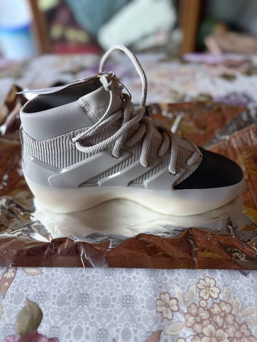 Adidasi Adidas Fear of God Athletics Basketball