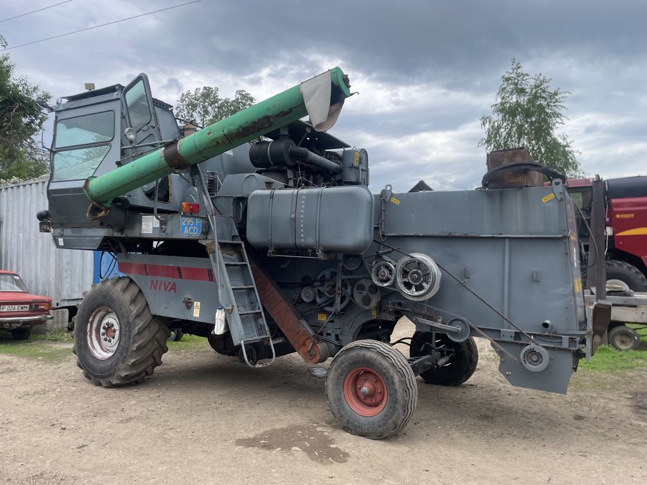 Комбайн Нива Эффект