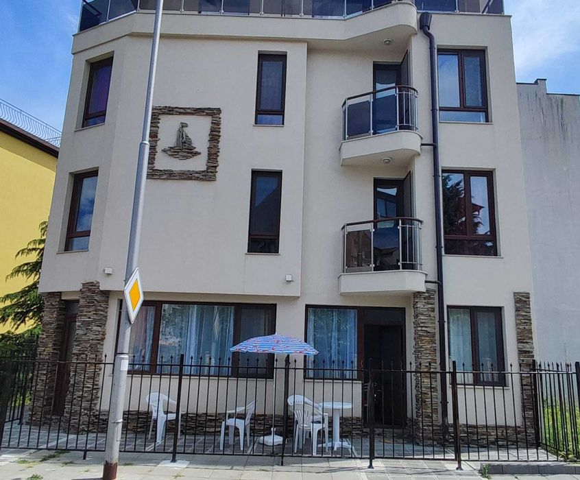 Студия и апартаменти в Къща Поморини Несебър-300м от плажа