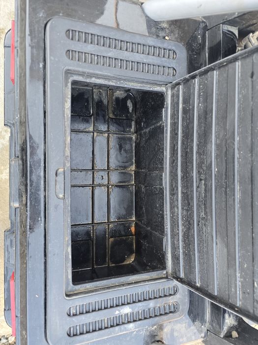 Машинка на аккумуляторе