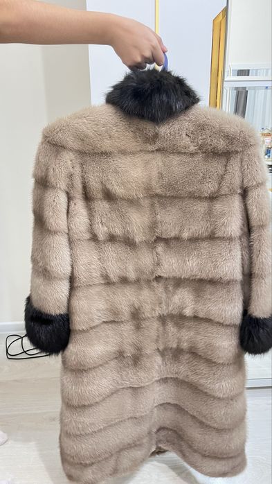 Продам норковую шубу