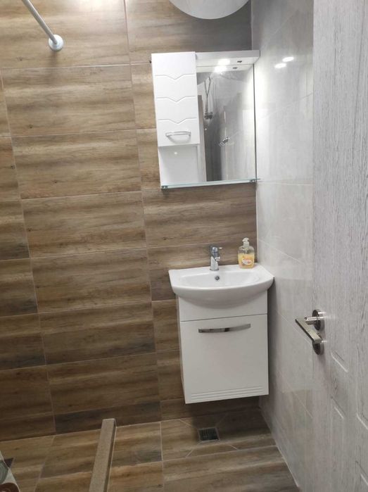 Дава се под наем Едностаен апартамент в Пловдив, Гагарин - 40 кв.м за 280.5 € - Снимка #3