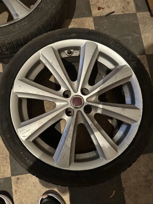 Гуми с джанти 17