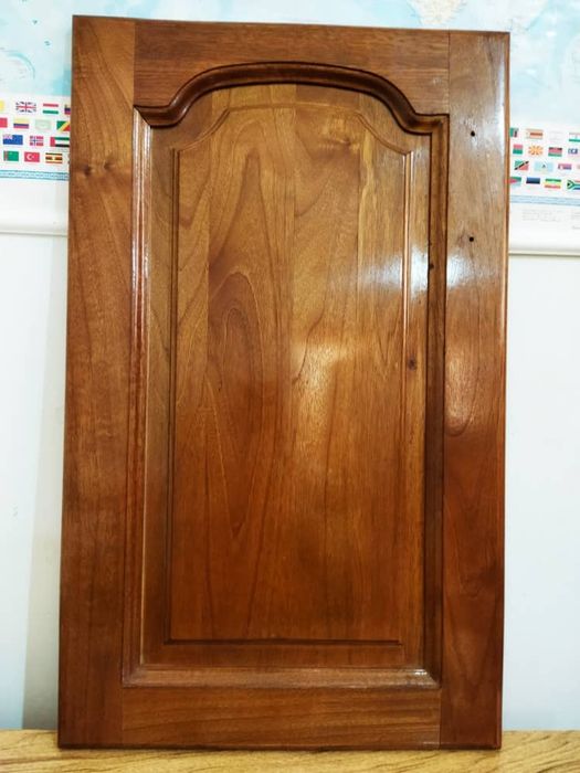 Продаётся мебельная створка.