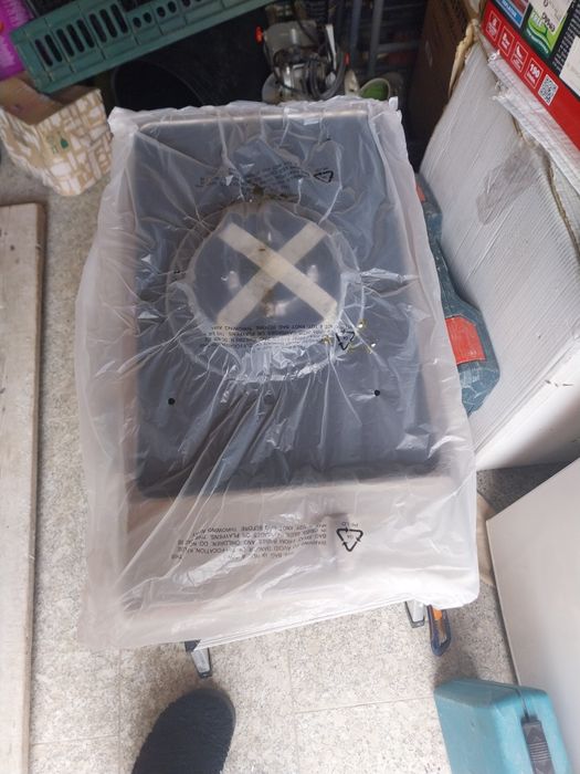 Pliat pe sticla cu cadru de inox